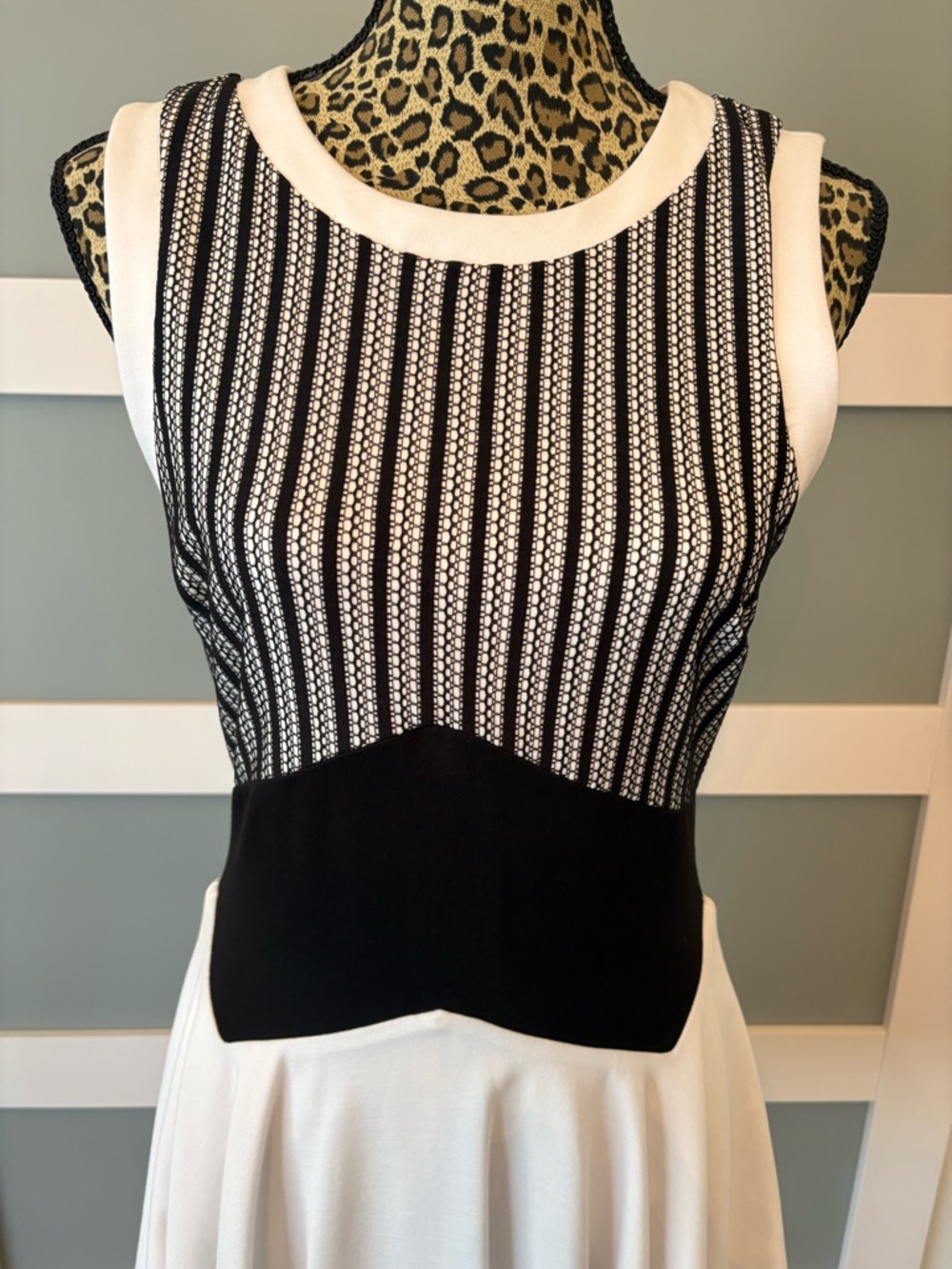 bebe Black and White Sleeveless Fit-and-Flare Mini Dress - Picture 5 of 7